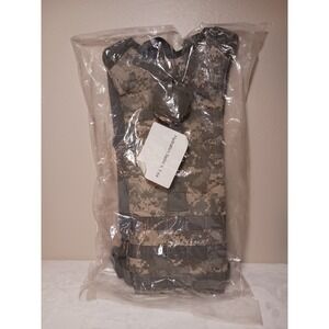 Brand New US Military Universal Hydration System w/ Digital Camouflage Pattern‎